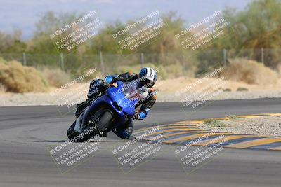 media/Nov-05-2022-SoCal Trackdays (Sat) [[f8d9b725ab]]/Turn 2 (1120am)/